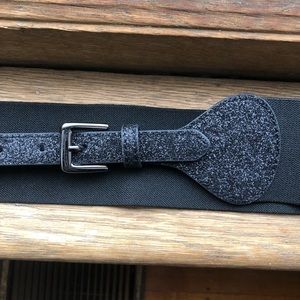 Glittery black stretchy belt